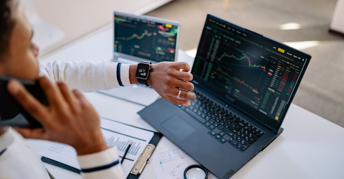 Comment une IA Anticipe les Réactions du Marché Forex aux Nouvelles Géopolitiques